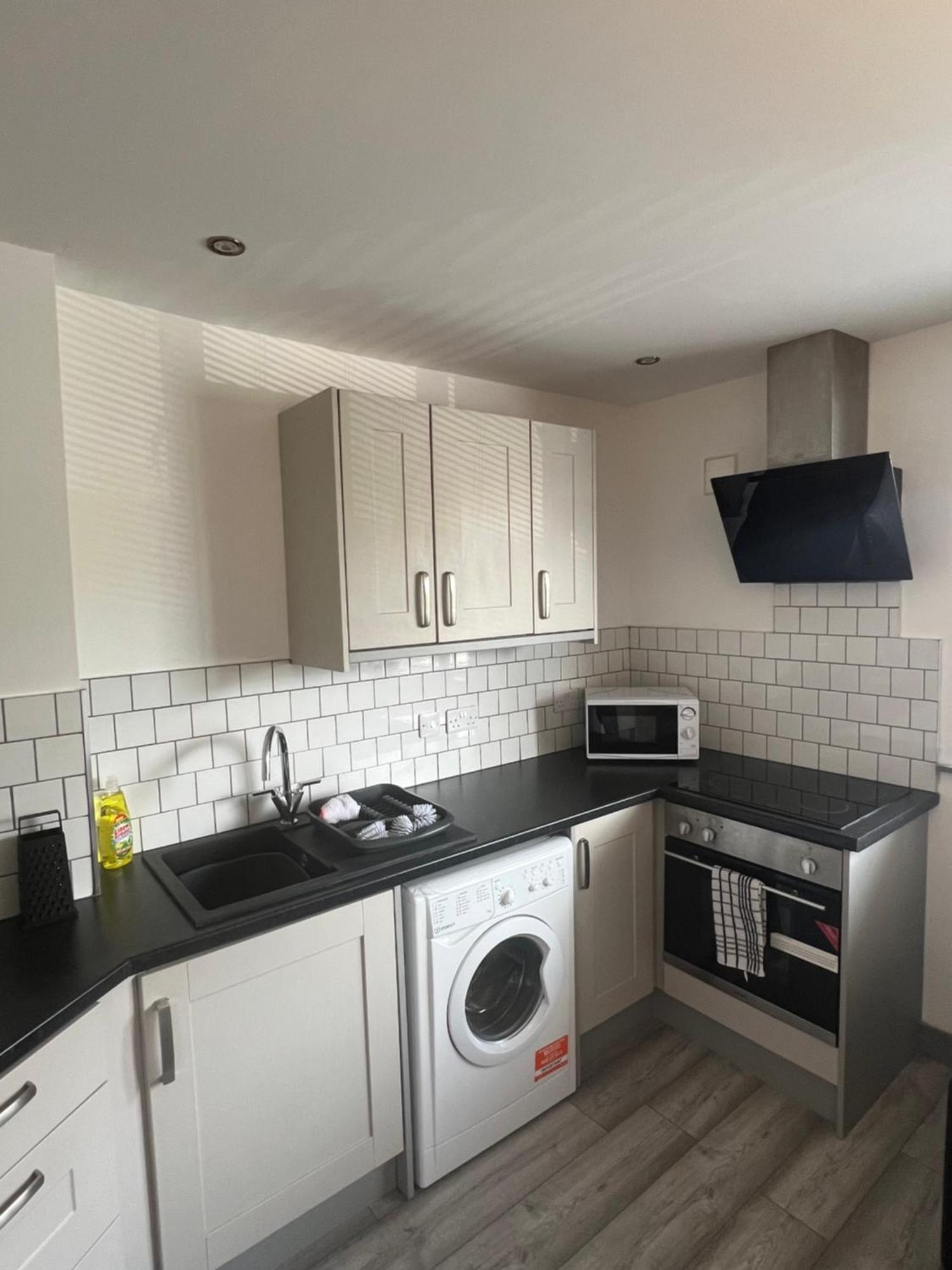 Cosy Modern Apartment Warrington Exterior foto